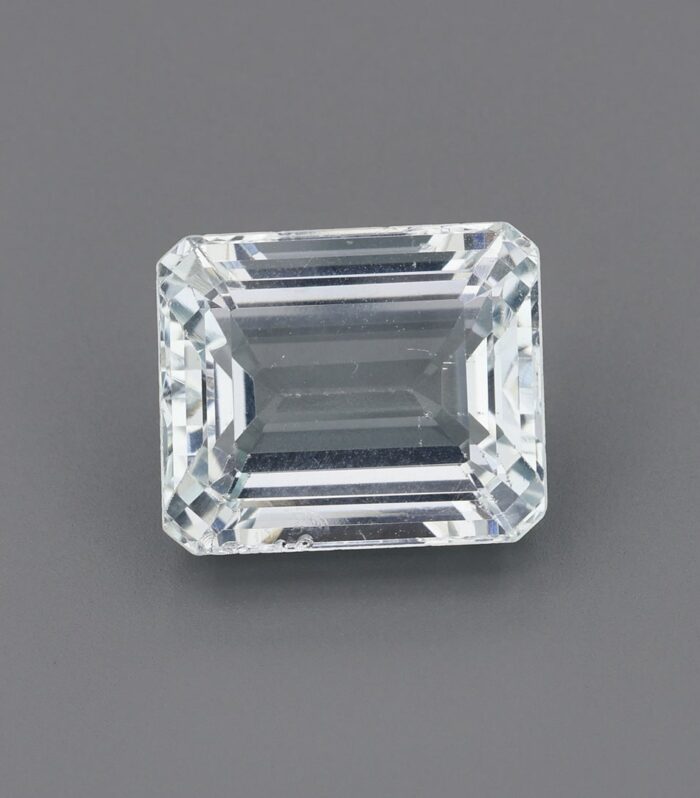 5.42 ct. Aquamarine Blue