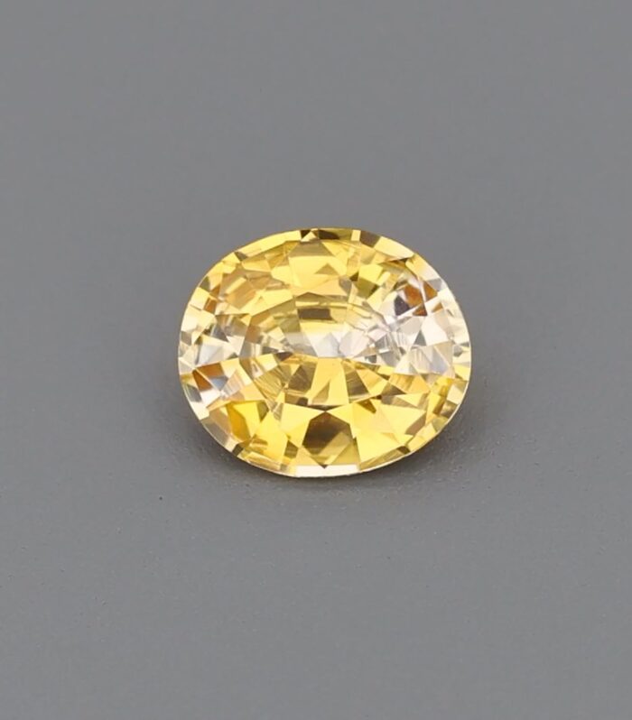 0.44 ct Yellow Sapphires Yellow (ID 220921)