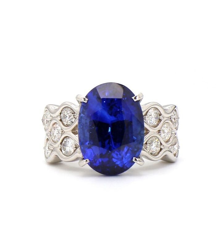 10.60 ct. Blue Sapphire Oval
