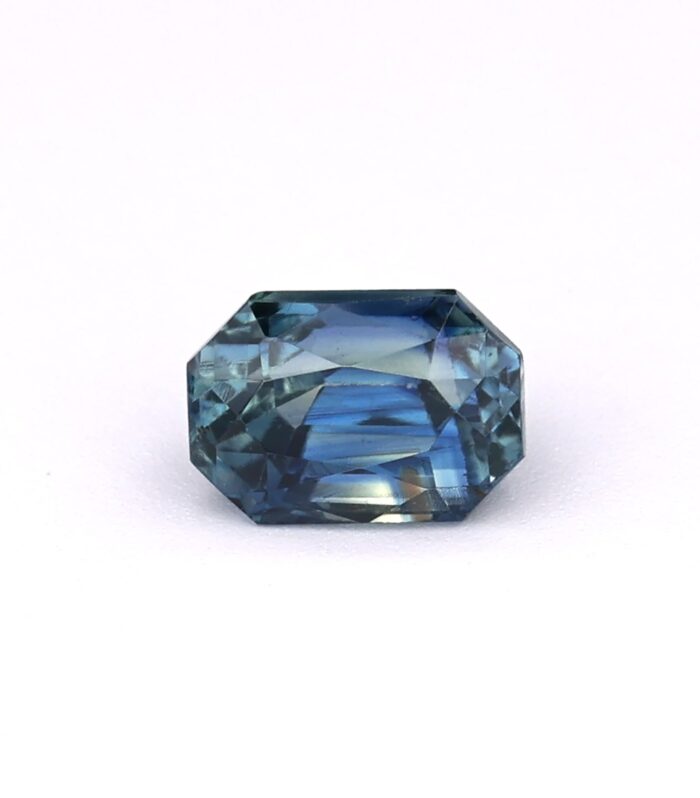 1.91 ct Bluish Green Sapphire Un- Heated